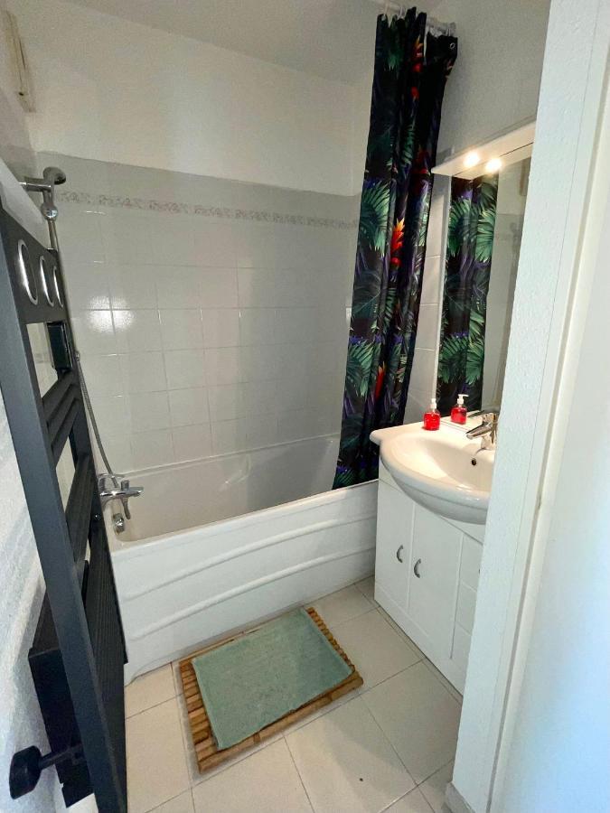 Appartement Tout Confort Vue Mer Antibes Bagian luar foto